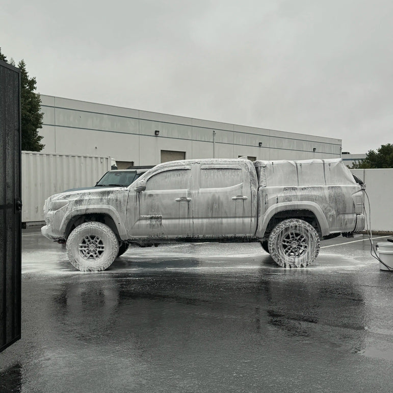 GREYSCALE 03 SOAP | pH-Neutral High-Foam Car Wash Shampoo