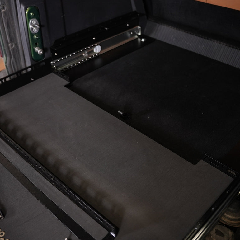 Slide Floor 2.0 - Bronco