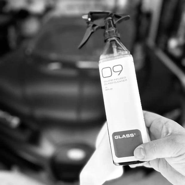 GREYSCALE 09 GLASS+ | Tint-Safe Glass Cleaner & Repellent