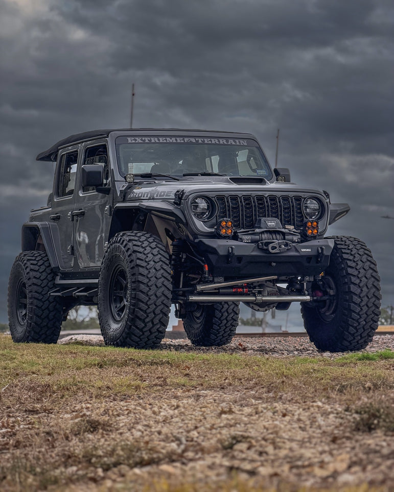 Custom Painted Front Grille – Refreshed Style fits Wrangler JL/ GladiatorJT