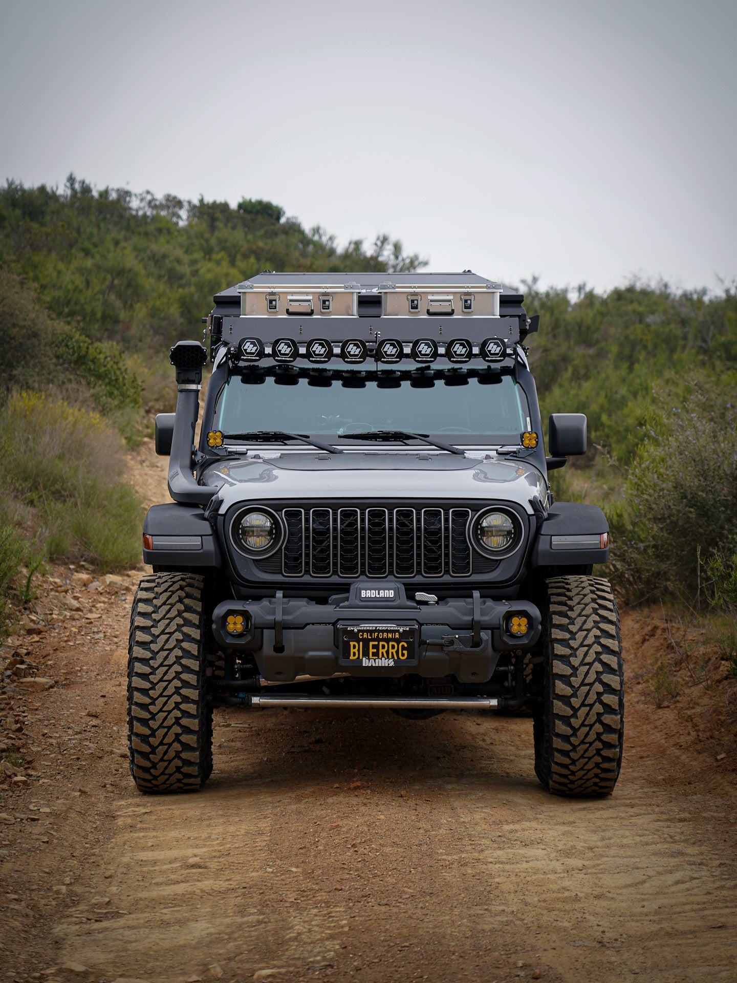 Matt Black - 2024 Jeep JL JT Upgraded Grille Paintable*